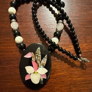 Lee Sands Abalone MOP Inlay Necklace MOP Rose Quartz Faux Black Onyx Beads 20”